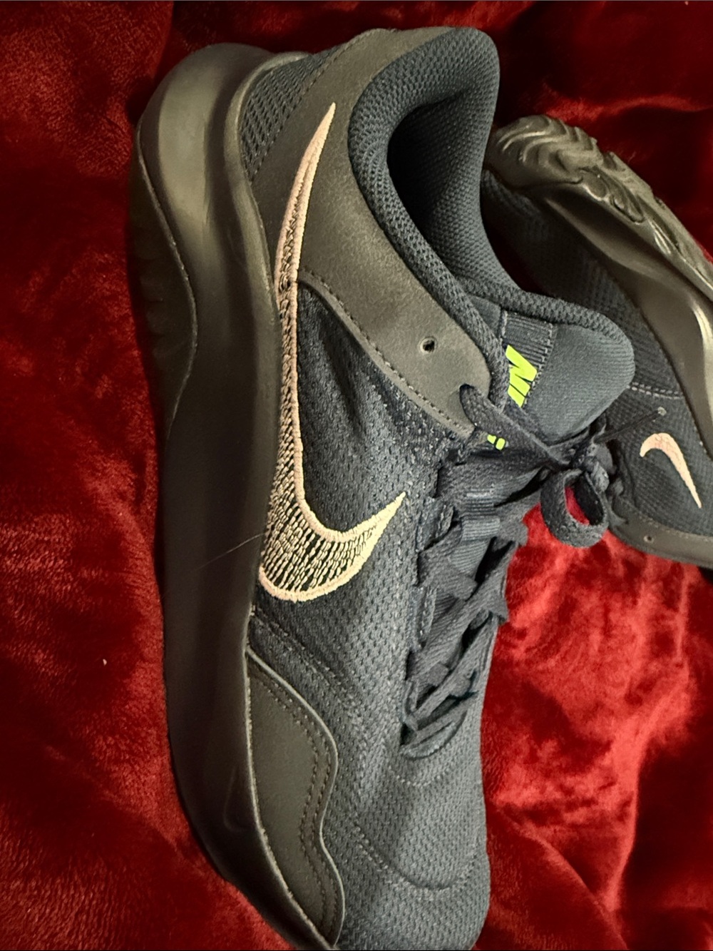 Nike Men's Navy Athletic Shoes with Light Pink Swoosh